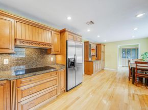 222 Jamaica Avenue, Medford NY 11763