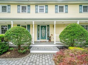 222 Jamaica Avenue, Medford NY 11763