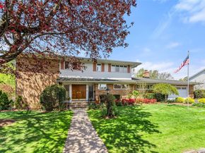7 Parkway E, Yonkers NY 10701