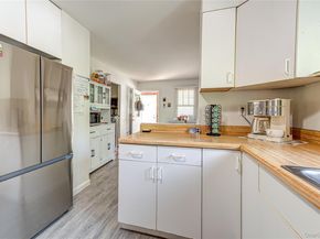 85 E 23rd Street, Huntington Station NY 11746