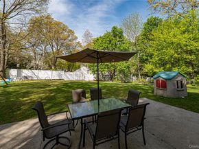 85 E 23rd Street, Huntington Station NY 11746