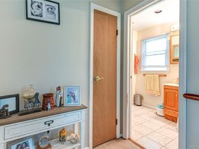 85 E 23rd Street, Huntington Station NY 11746