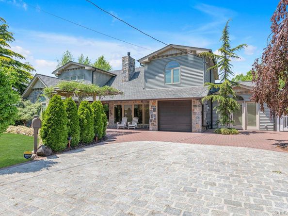 33 Nancy Boulevard, Merrick NY 11566