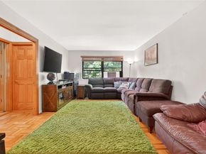25 Shady Glen Court 2C, New Rochelle NY 10805