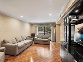 109 Foxwood Drive, Jericho NY 11753