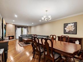 109 Foxwood Drive, Jericho NY 11753