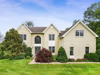 3 Woolen Court