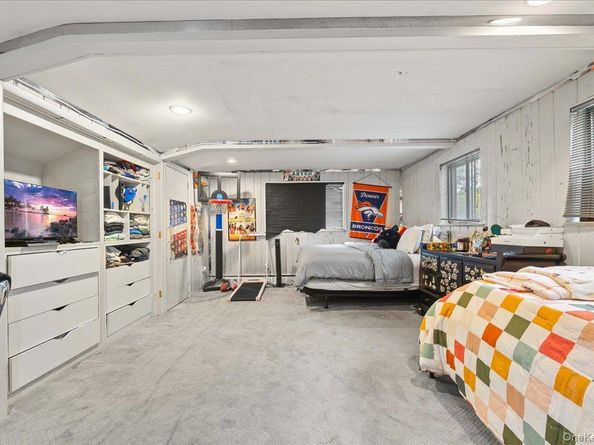 1127 Fordham Lane, Woodmere NY 11598