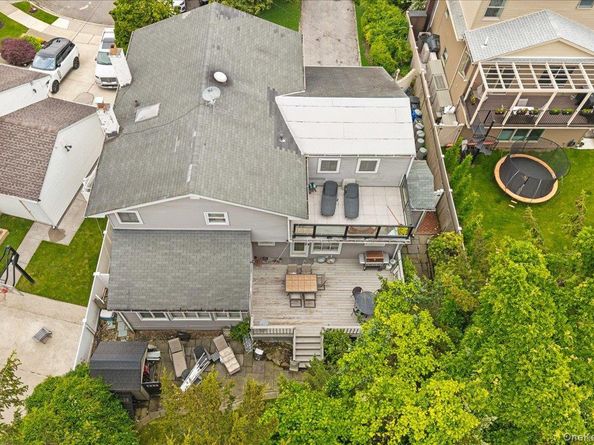 1127 Fordham Lane, Woodmere NY 11598