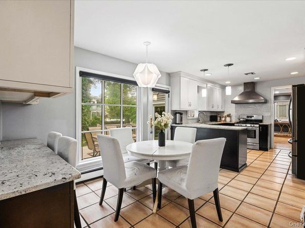 1127 Fordham Lane, Woodmere NY 11598