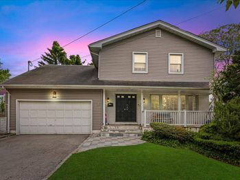 1127 Fordham Lane