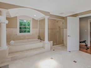 47 Sherwood Gate, Oyster Bay NY 11771