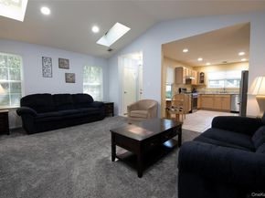 10 Greenbriar Court, Middle Island NY 11953
