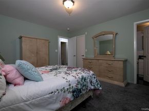 10 Greenbriar Court, Middle Island NY 11953
