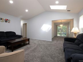 10 Greenbriar Court, Middle Island NY 11953