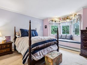 10 Bryan Meadow Path, Northport NY 11768