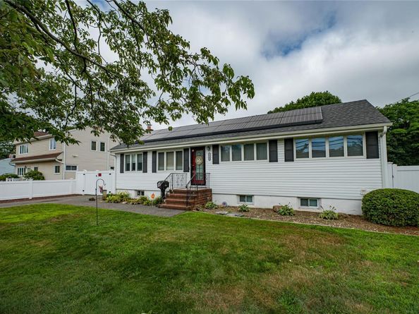 1144 Martinstein Avenue, Bay Shore NY 11706