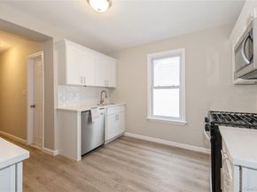 194-56 Murdock Avenue, Saint Albans NY 11412