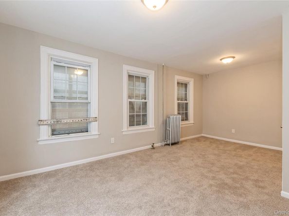 194-56 Murdock Avenue, Saint Albans NY 11412