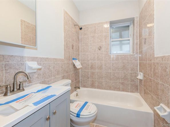 194-56 Murdock Avenue, Saint Albans NY 11412