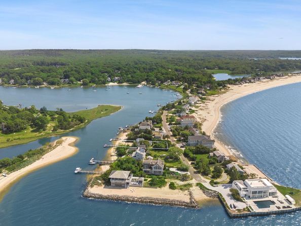 40 E Beach Drive, Southampton NY 11968