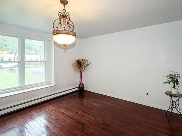 2 Evans Lane, Farmingville NY 11738