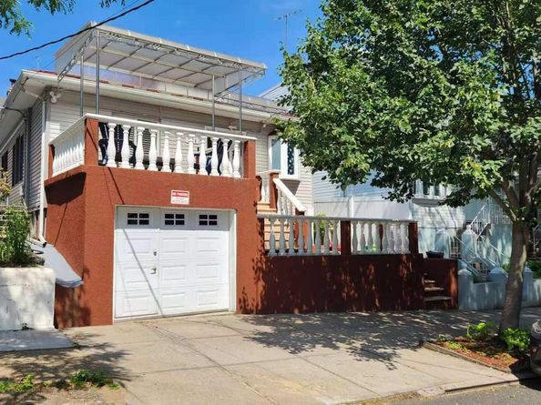 9-24 College Point Boulevard, College Point NY 11356