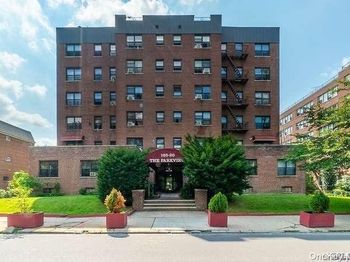 165-20 Highland Ave