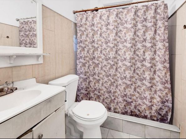 Undisclosed Address #895962, Yonkers NY 10703