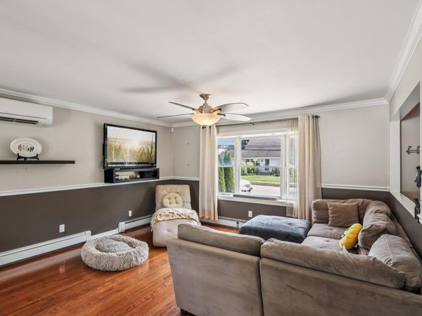 223 N Beech Street, Massapequa NY 11758