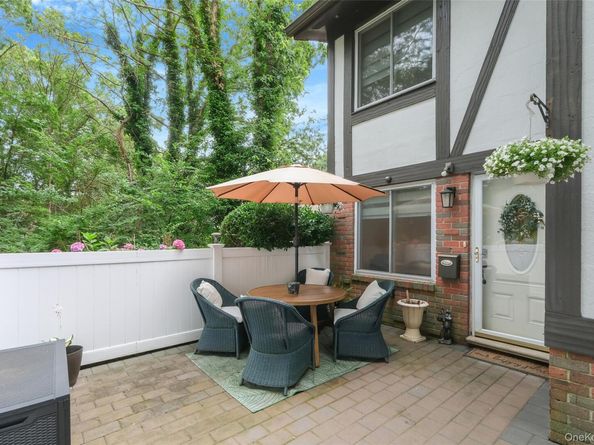 203 Birchwood Road, Medford NY 11763