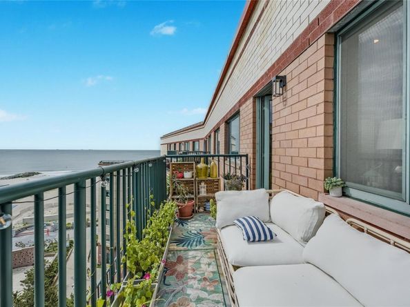 136 Beach 117th Street UPH6/806/8F, Rockaway Park NY 11694