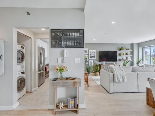 136 Beach 117th Street UPH6/806/8F, Rockaway Park NY 11694