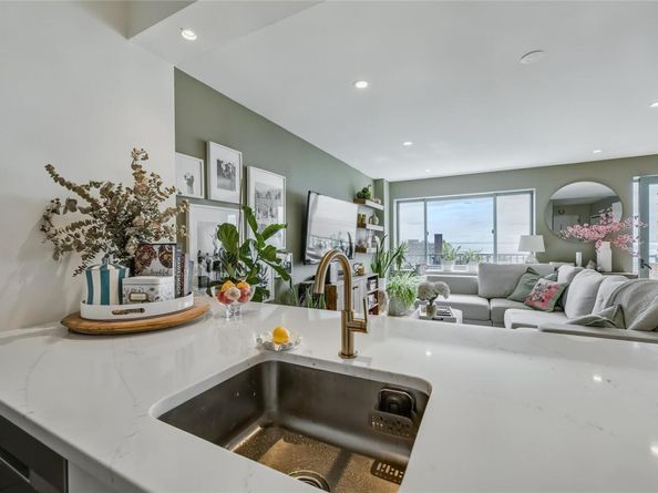 136 Beach 117th Street UPH6/806/8F, Rockaway Park NY 11694