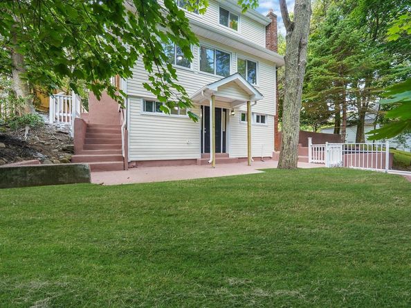 82 Sunburst Drive, Rocky Point NY 11778