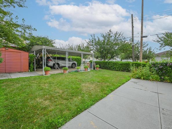 225-15 147 Avenue, Rosedale NY 11413