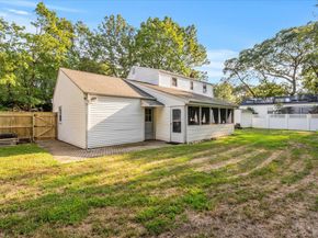 135 Woodlawn Avenue, Saint James NY 11780
