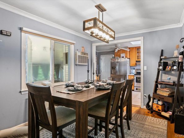 135 Woodlawn Avenue, Saint James NY 11780