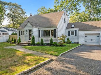 135 Woodlawn Avenue
