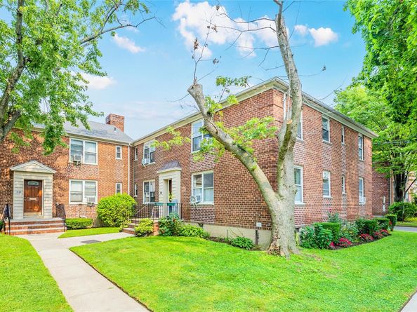 35-31 205th Street 300, Bayside NY 11361