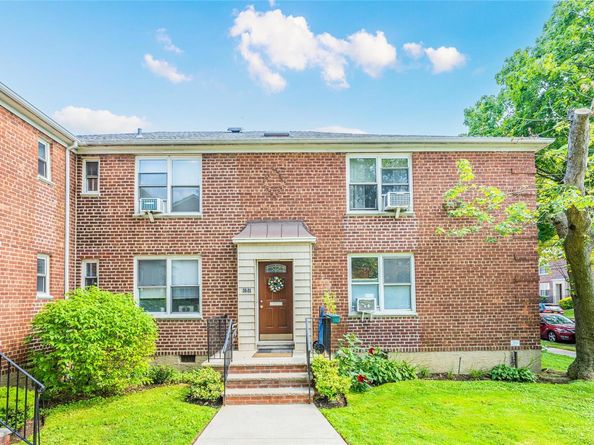 35-31 205th Street 300, Bayside NY 11361