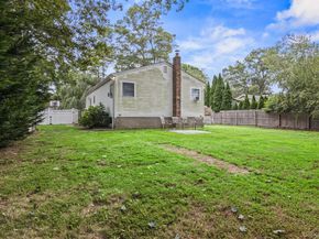 21 Fox Lane, Shoreham NY 11786