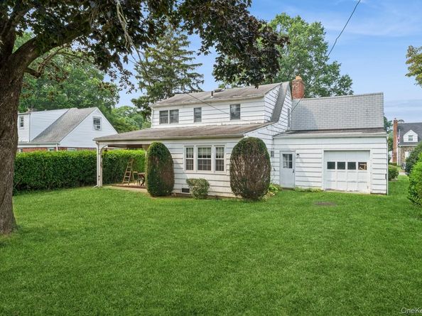 15 Cleveland Place, Glen Cove NY 11542