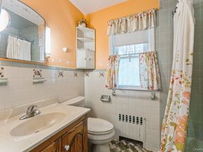 15 Cleveland Place, Glen Cove NY 11542