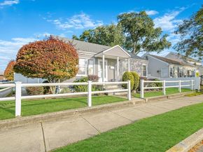1080 N Broadway, Massapequa NY 11758