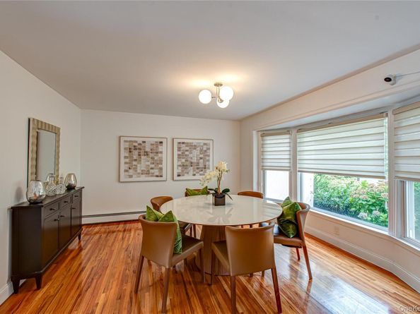 24 Norma Lane, Dix Hills NY 11746