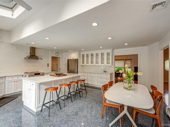 24 Norma Lane, Dix Hills NY 11746