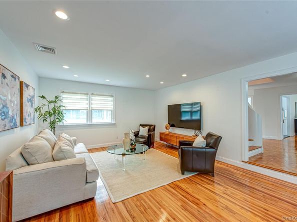 24 Norma Lane, Dix Hills NY 11746