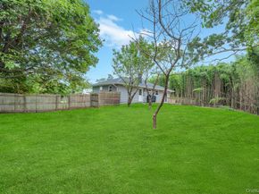 4 Stanley Drive, Shirley NY 11967