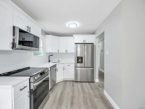 4 Stanley Drive, Shirley NY 11967